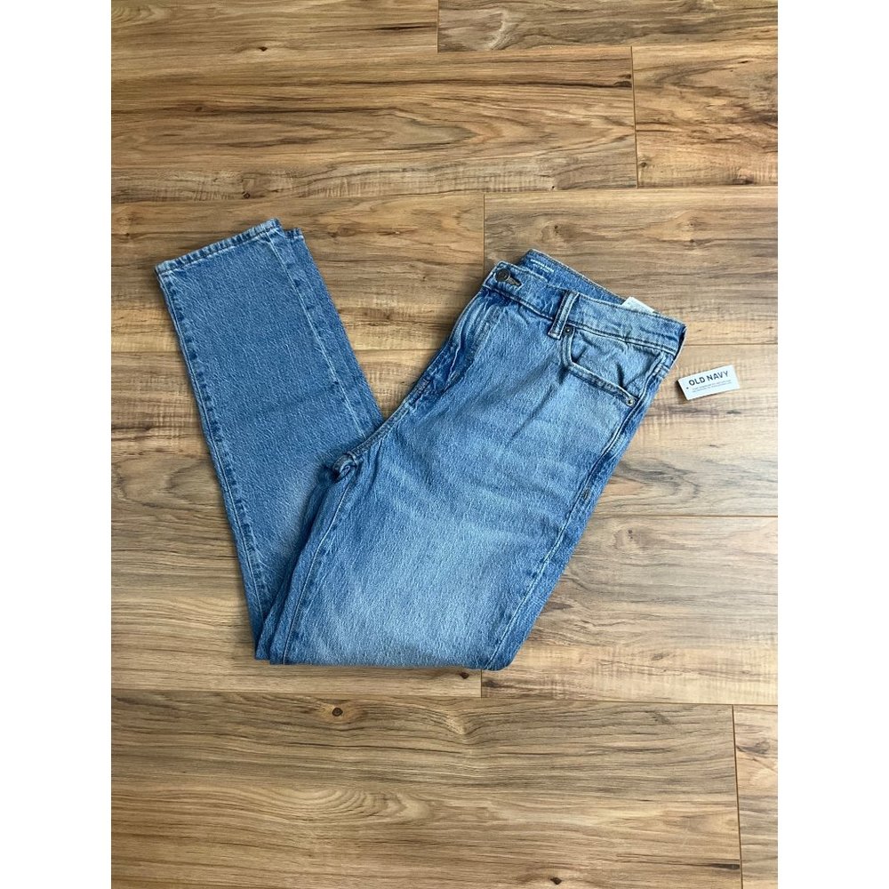 NWT Old Navy Women's Jeans Original Taper  Built in Flex  Size: 18 Plus